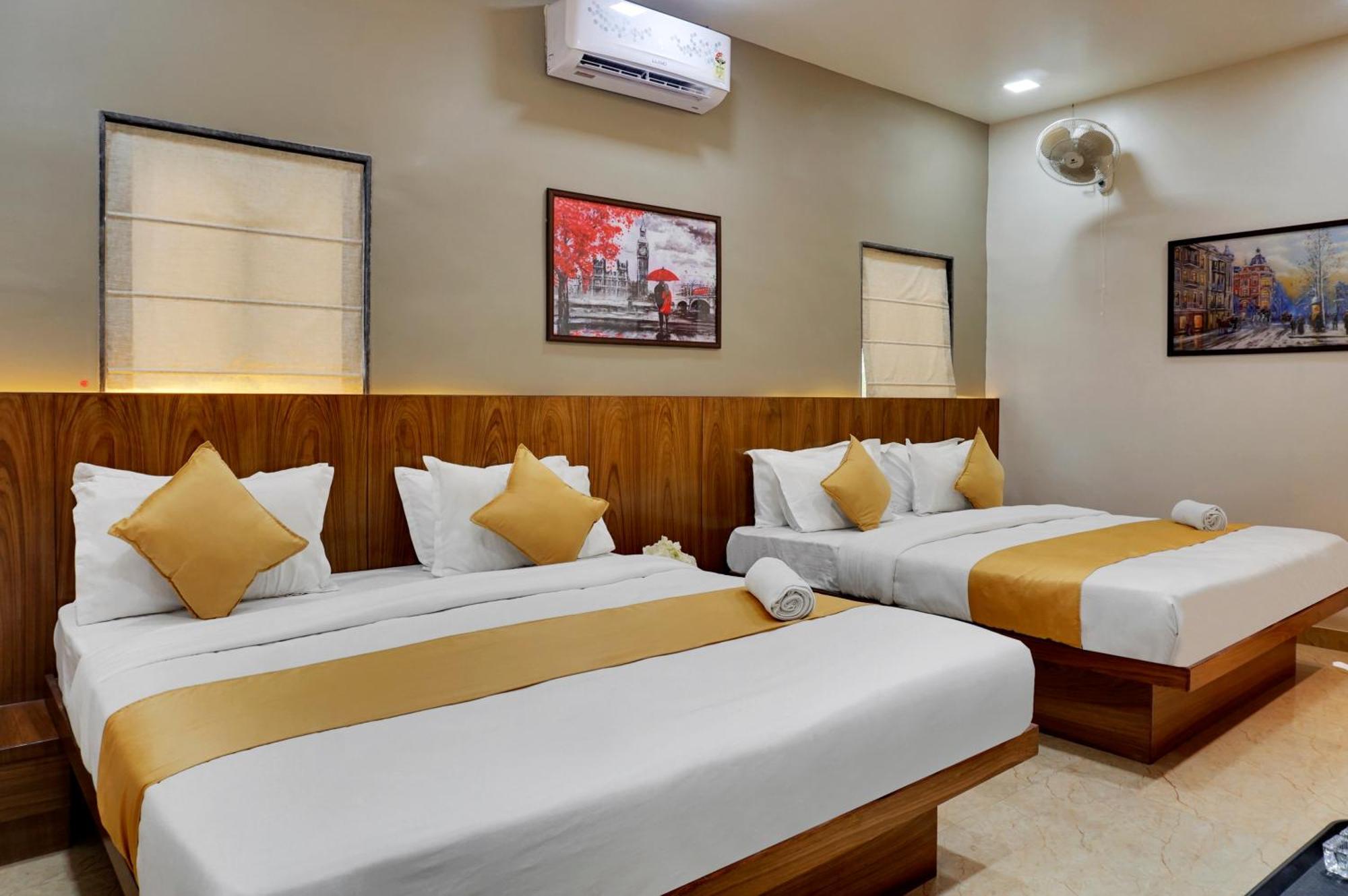 Hotel Sayba Executive Púna Kültér fotó