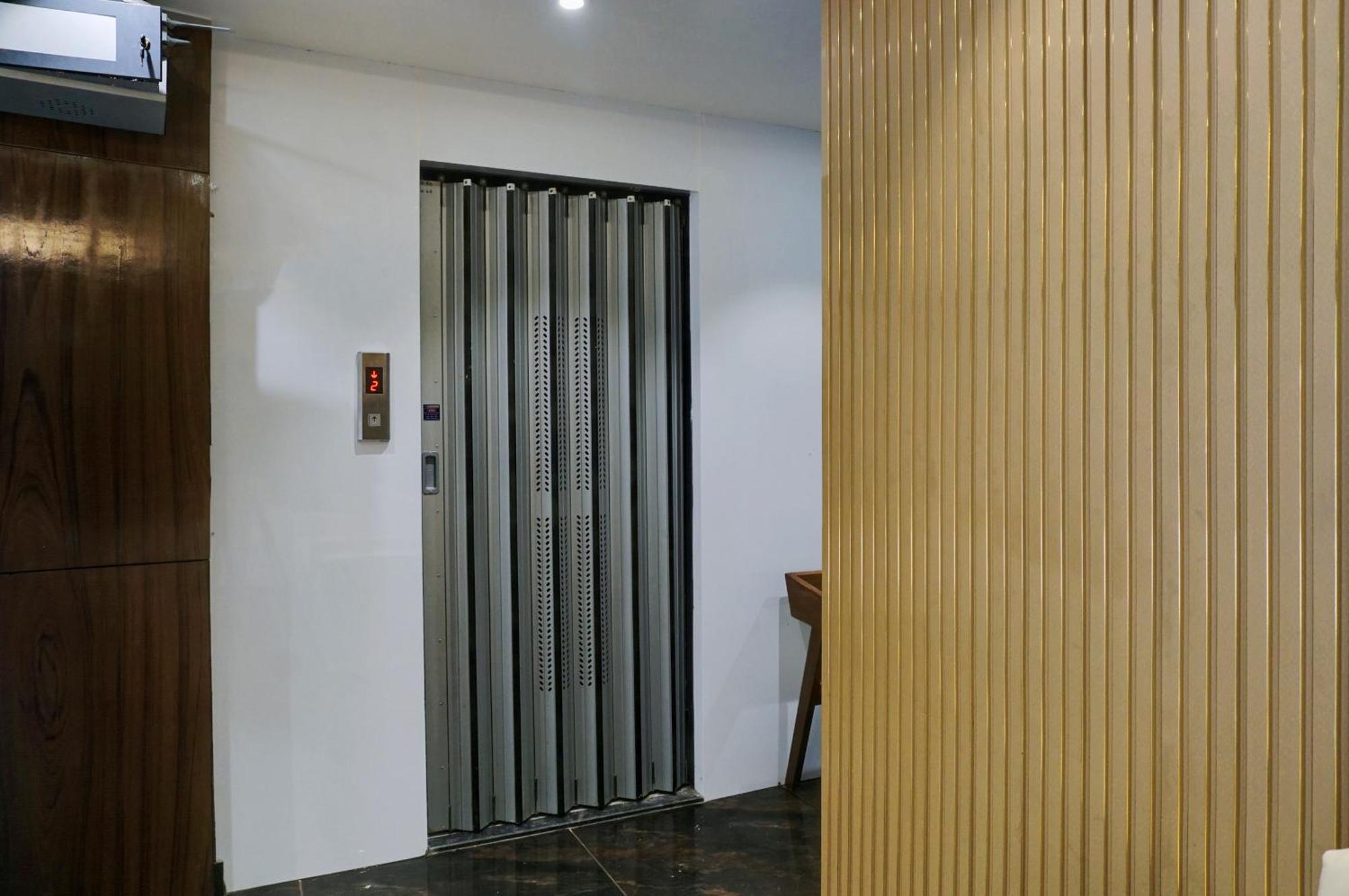 Hotel Sayba Executive Púna Kültér fotó