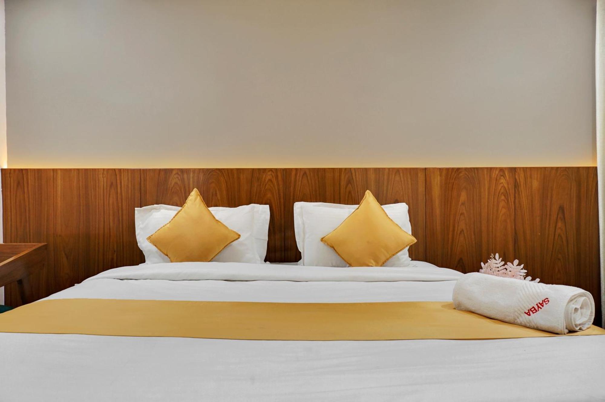 Hotel Sayba Executive Púna Kültér fotó
